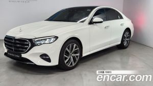 Mercedes-Benz E-Class E220d 4MATIC Exclusive 2024 года из Южной Кореи