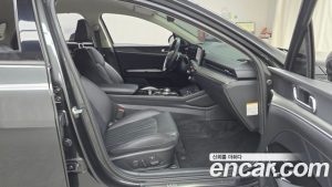 Kia K5 Signature 2024 года из Южной Кореи