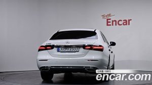 Mercedes-Benz E-Class E250 Avantgarde 2023 года из Южной Кореи