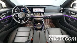 Mercedes-Benz E-Class E250 Avantgarde 2023 года из Южной Кореи
