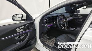 Mercedes-Benz E-Class E250 Avantgarde 2023 года из Южной Кореи