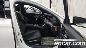 Mercedes-Benz E-Class E250 Avantgarde 2023 года из Южной Кореи