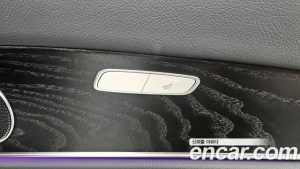 Mercedes-Benz E-Class E250 Avantgarde 2023 года из Южной Кореи