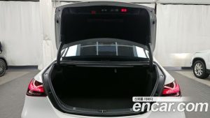 Mercedes-Benz E-Class E250 Avantgarde 2023 года из Южной Кореи