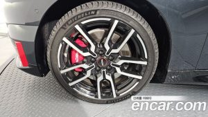 Mini Cooper JCW 2025 года из Южной Кореи