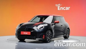 Mini Cooper JCW 2025 года из Южной Кореи