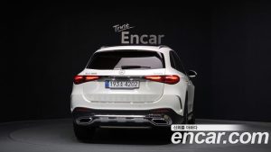 Mercedes-Benz GLC-Class GLC300 4MATIC AMG Line 2024 года из Южной Кореи