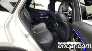 Mercedes-Benz GLC-Class GLC300 4MATIC AMG Line 2024 года из Южной Кореи