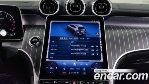 Mercedes-Benz GLC-Class GLC300 4MATIC AMG Line 2024 года из Южной Кореи