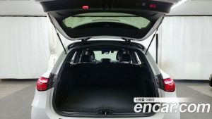 Mercedes-Benz GLC-Class GLC300 4MATIC AMG Line 2024 года из Южной Кореи