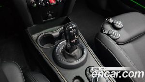 Mini Countryman CLASSIC Plus COMFORT PACK 2023 года из Южной Кореи