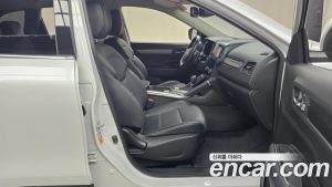 Renault-KoreaSamsung QM6 2.0 GDe LE Signature 2WD 2023 года из Южной Кореи