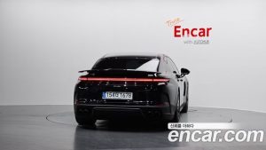 Porsche Panamera 4.0 Turbo 2025 года из Южной Кореи