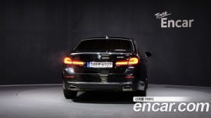 BMW 5-Series 520i Luxury 2023 года из Южной Кореи