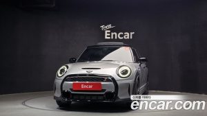 Mini Cooper 5Door Mayfield Edition 2024 года из Южной Кореи