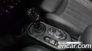 Mini Cooper 5Door Mayfield Edition 2024 года из Южной Кореи