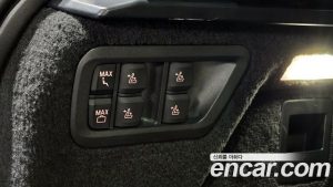 BMW X7 xDrive 40d Design Pure Excellence 7-Seater 2023 года из Южной Кореи