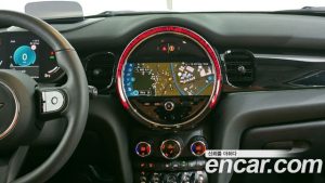 Mini Cooper 5Door CLASSIC 2024 года из Южной Кореи