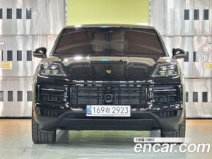 Porsche Cayenne 3.0 Coupe 2025 года из Южной Кореи