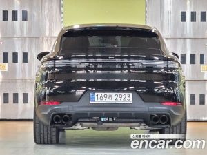 Porsche Cayenne 3.0 Coupe 2025 года из Южной Кореи