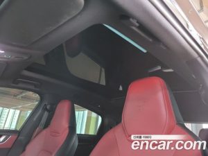 Porsche Cayenne 3.0 Coupe 2025 года из Южной Кореи