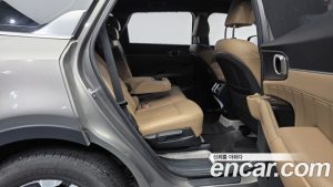 Kia Sorento Бензин 2.5T 2WD 2024 года из Южной Кореи