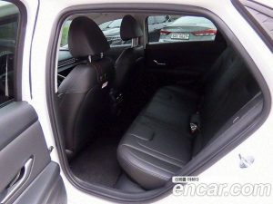 Hyundai AVANTE Modern 2025 года из Южной Кореи