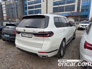 BMW X7 xDrive 40i Design Pure Excellence 7-Seater 2025 года из Южной Кореи
