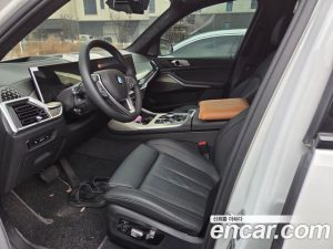 BMW X7 xDrive 40i Design Pure Excellence 7-Seater 2025 года из Южной Кореи