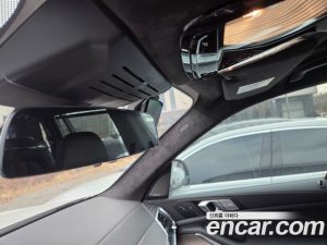 BMW X7 xDrive 40i Design Pure Excellence 7-Seater 2025 года из Южной Кореи