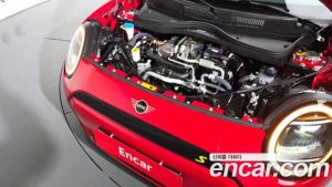 Mini Cooper SE CLASSIC 2024 года из Южной Кореи