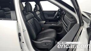 Hyundai Santafe Бензин 2.5T 4WD 2024 года из Южной Кореи