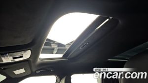 Hyundai Santafe Бензин 2.5T 4WD 2024 года из Южной Кореи