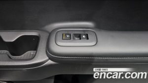 Hyundai Santafe Бензин 2.5T 4WD 2024 года из Южной Кореи