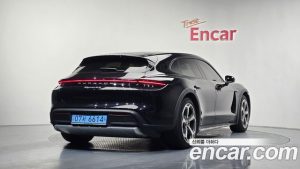 Porsche Taycan 4S CROSS TURISMO 2024 года из Южной Кореи