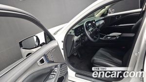 Kia K8 Noblesse 2025 года из Южной Кореи
