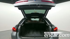 BMW X6 xDrive40i M Sport 2025 года из Южной Кореи