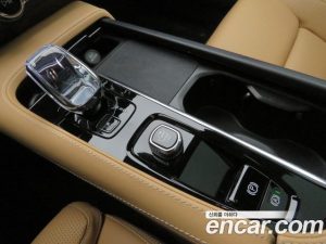 Volvo S90 B5 Ultra Bright 2025 года из Южной Кореи