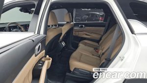 Kia Sorento HEV 1.6 2WD 2024 года из Южной Кореи