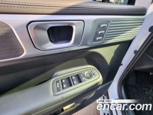 Hyundai Santafe Бензин 2.5T 2WD 2024 года из Южной Кореи