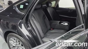 Genesis G80 Бензин 2.5 Turbo AWD 2025 года из Южной Кореи