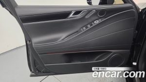 Genesis G80 Бензин 2.5 Turbo AWD 2025 года из Южной Кореи