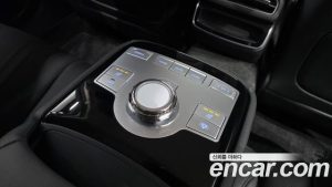 Genesis G80 Бензин 2.5 Turbo AWD 2025 года из Южной Кореи