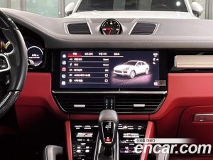 Porsche Cayenne 3.0 Coupe 2022 года из Южной Кореи