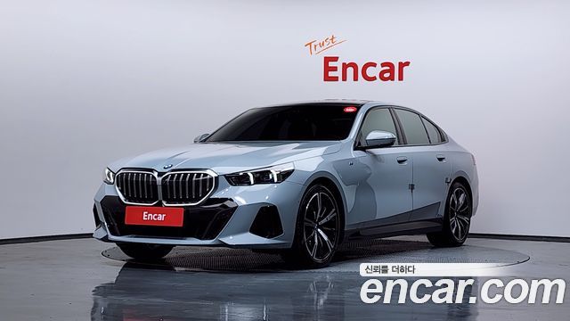 BMW 5-Series 530i xDrive M Sport 2024 года из Кореи
