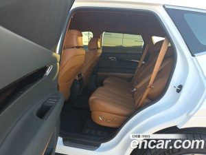 Genesis GV80 2.5T Бензин 2WD 2024 года из Южной Кореи