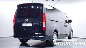 Hyundai Staria L3.5 Wagon 3Door 2025 года из Южной Кореи
