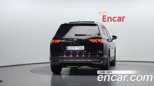 Volkswagen Tiguan 2.0 TDI Prestige 2023 года из Южной Кореи