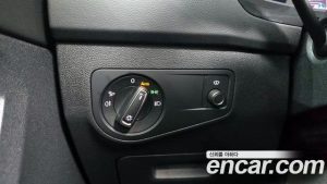 Volkswagen Tiguan 2.0 TDI Prestige 2023 года из Южной Кореи