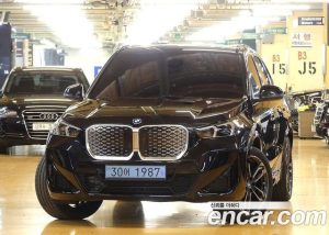 BMW iX1 xDrive 30 M Sport 2025 года из Южной Кореи
